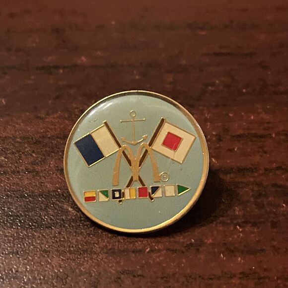 McDonald’s‎ Nautical Ship Flags Anchor Employee Lapel Hat Pin - Picture 1 of 3